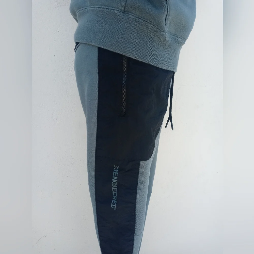 (Set) Jordan Mens 23 Engineered Fleece Pullover‎ Hoodie & Fleece Pants
